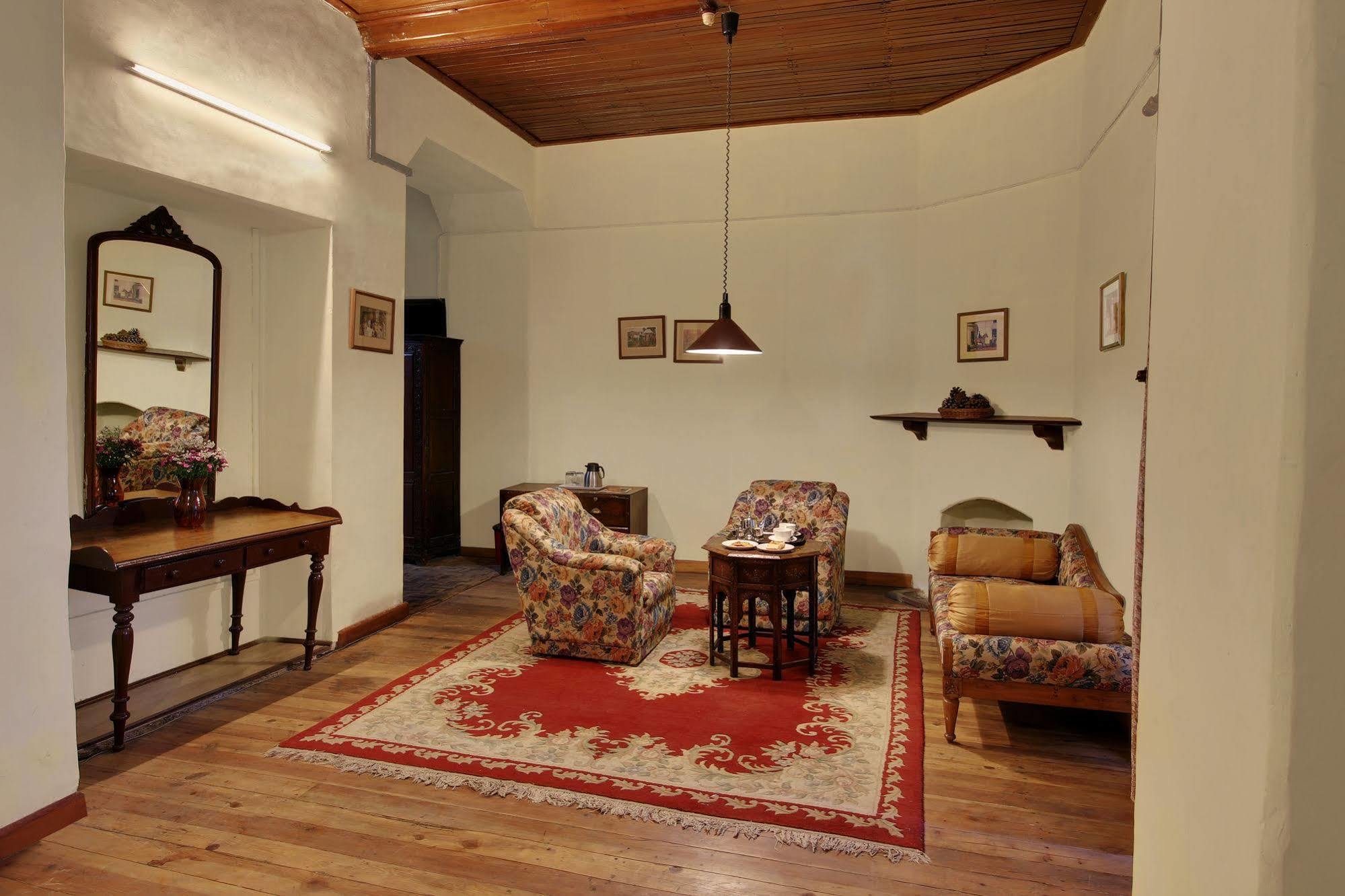 Chevron Fairhavens, Nainital Hotel Bagian luar foto
